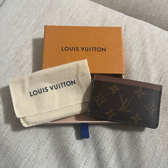 Louis Vuitton Monogram Cardholder - Picture 1 of 3